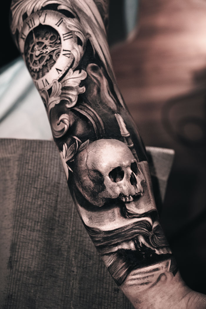 What does a skull tattoo represent