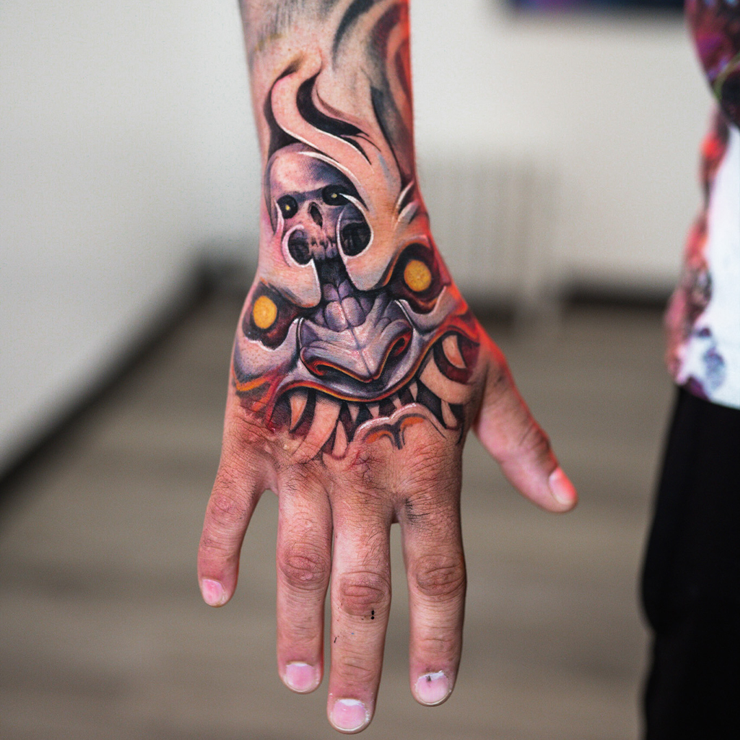 hand tattoo 