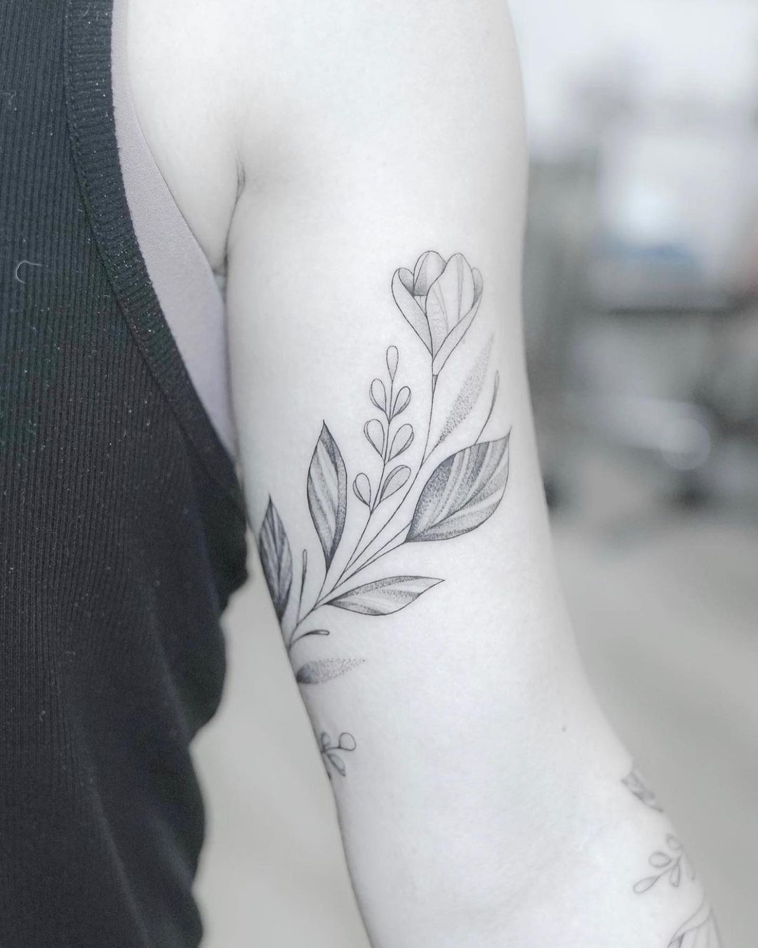 Simple floral branch tattoo, done by Emily Alder Woods at Community Ink  Collective, in London, Ontario. : r/tattoos