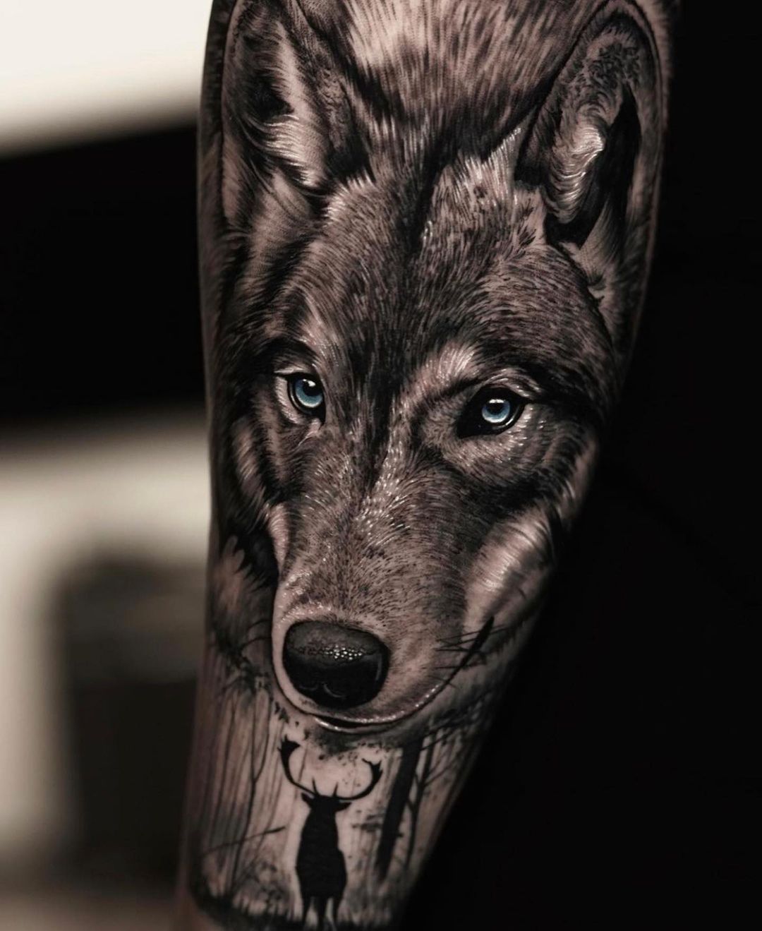 70 Cool Howling Wolf Tattoo Ideas [2024 Inspiration Guide] | Howling wolf  tattoo, Wolf tattoos, Chest tattoo wolf